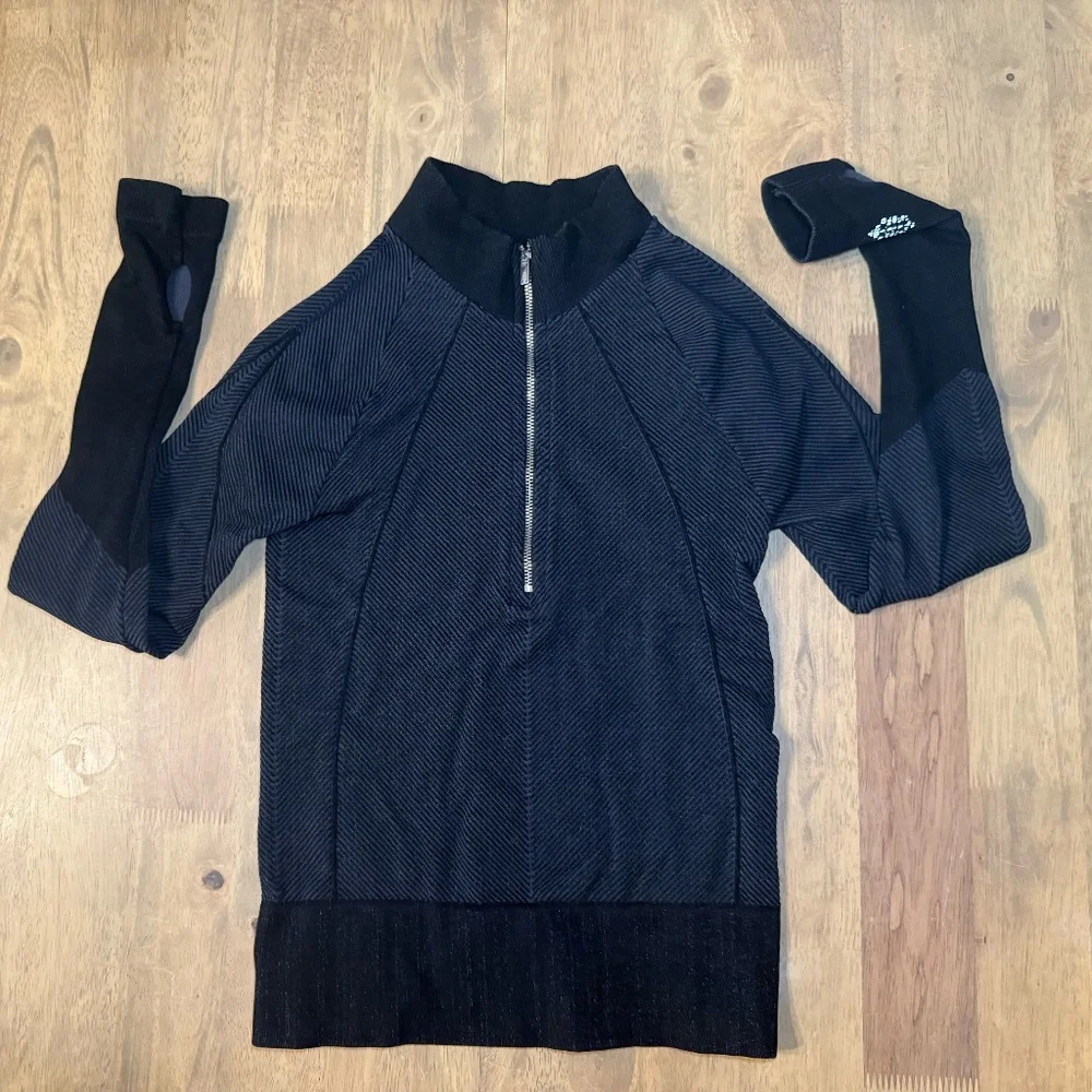 FP Movement Half Zip Rewind Layering Top, Black, XS/S - Picture 2 of 9
